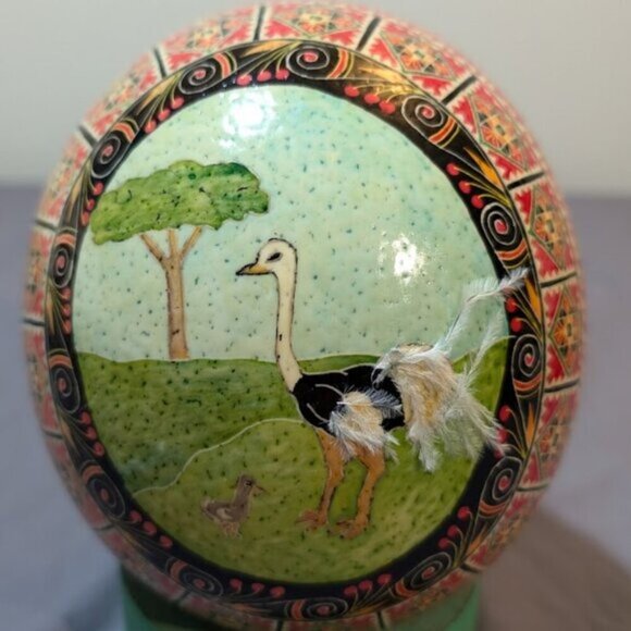 Pysanka Ostrich Egg/Ukrainian Easter Egg - Picture 6 of 9